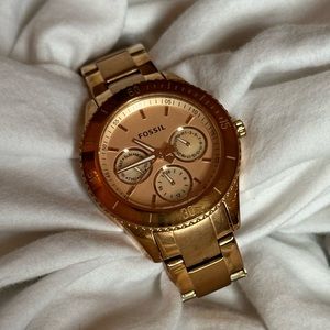 Rose gold Fossil watch